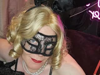 Bad_Bunny_Domina WebCAM 